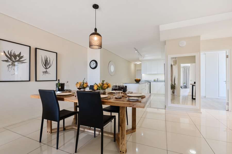 2 Bedroom Property for Sale in Green Point Western Cape